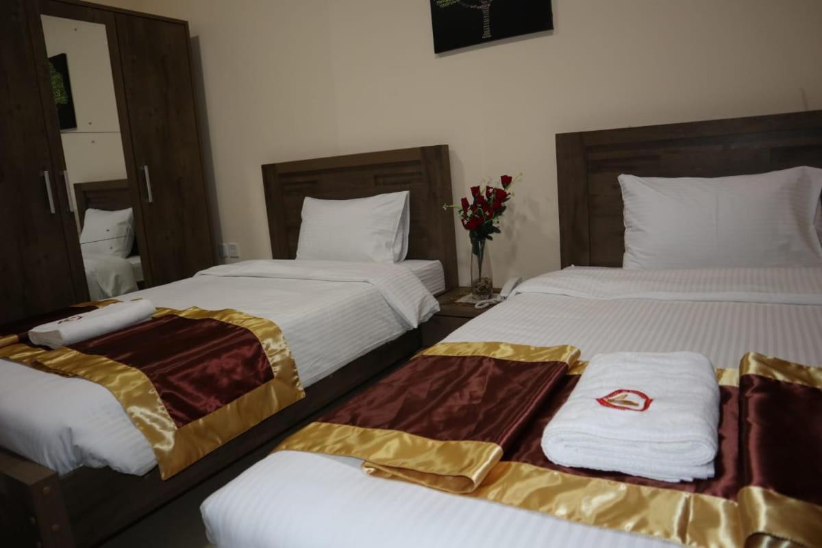 Luluat Al Khaleej Hotel Apartments - Hadaba Group Of Companies Adschman Exterior foto