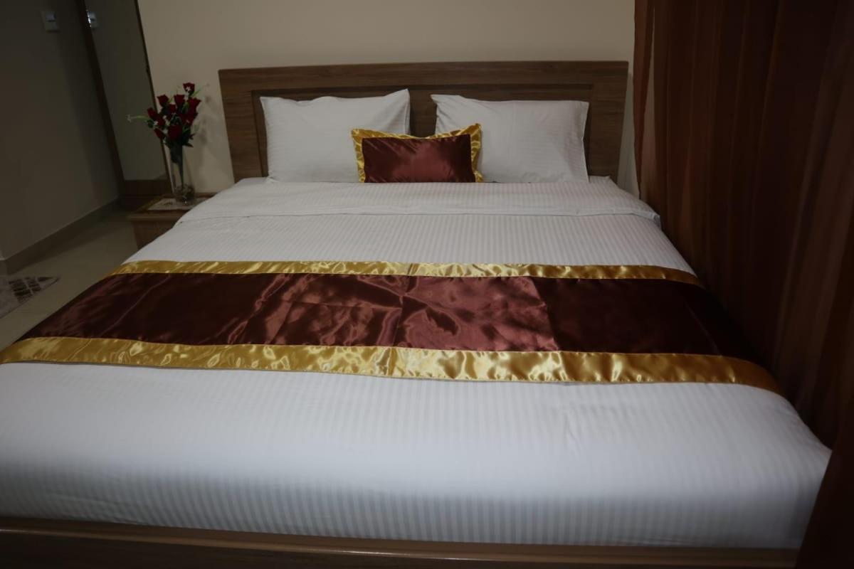 Luluat Al Khaleej Hotel Apartments - Hadaba Group Of Companies Adschman Exterior foto